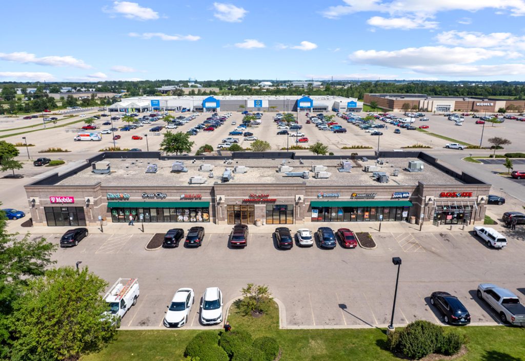 DELAVAN CROSSING | THREE-BUILDINGS