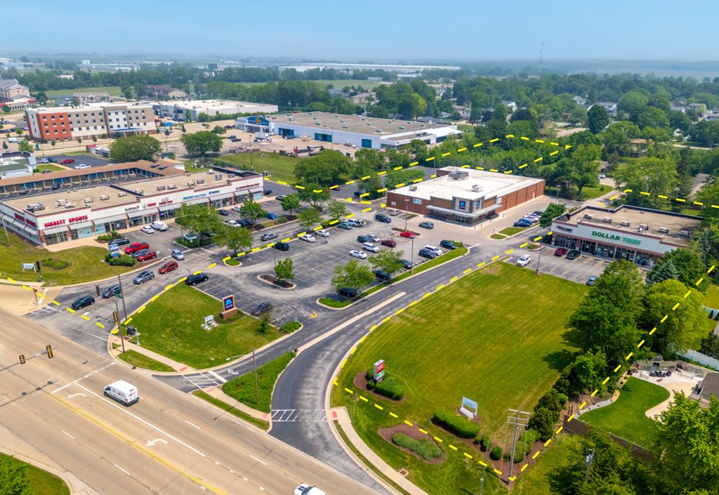 ALDI SHADOW ANCHORED CENTER