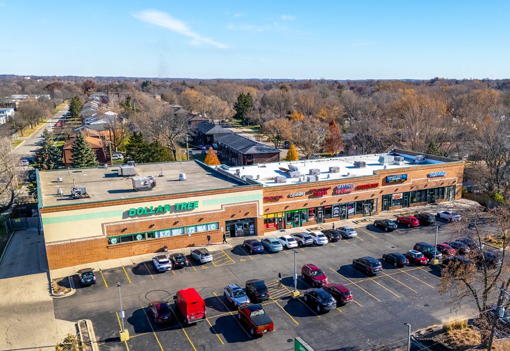 MCLEAN SQUARE | NEIGHBORHOOD STRIP RETAIL