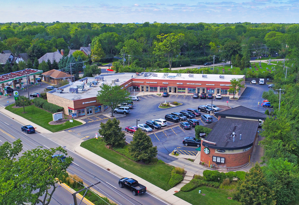 GARRITY SQUARE | FREESTANDING STARBUCKS